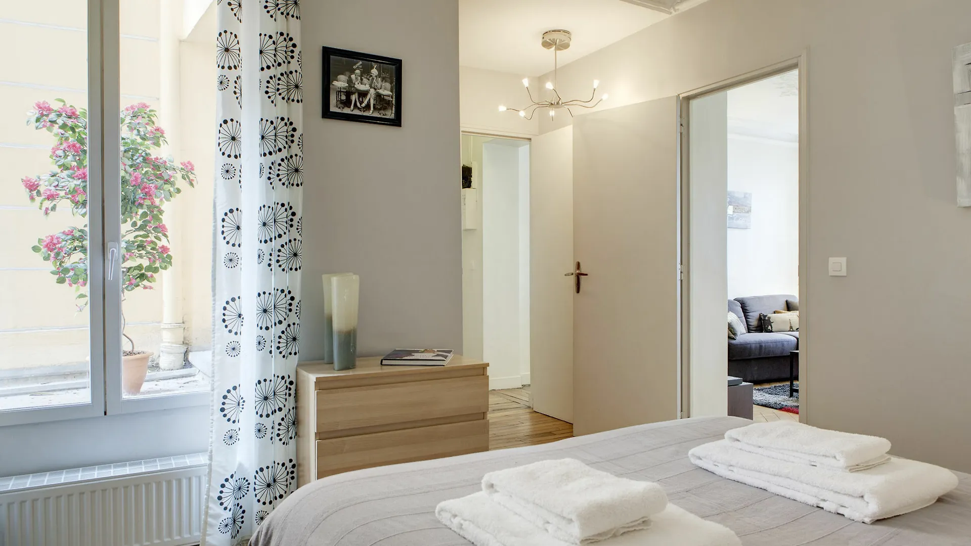 Apartment Europea - Beauregard Paris
